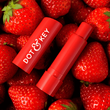 Dot & Key Barrier Repair Hydrating Lip Balm SPF50 PA+++ - Strawberry Red (4.5g)