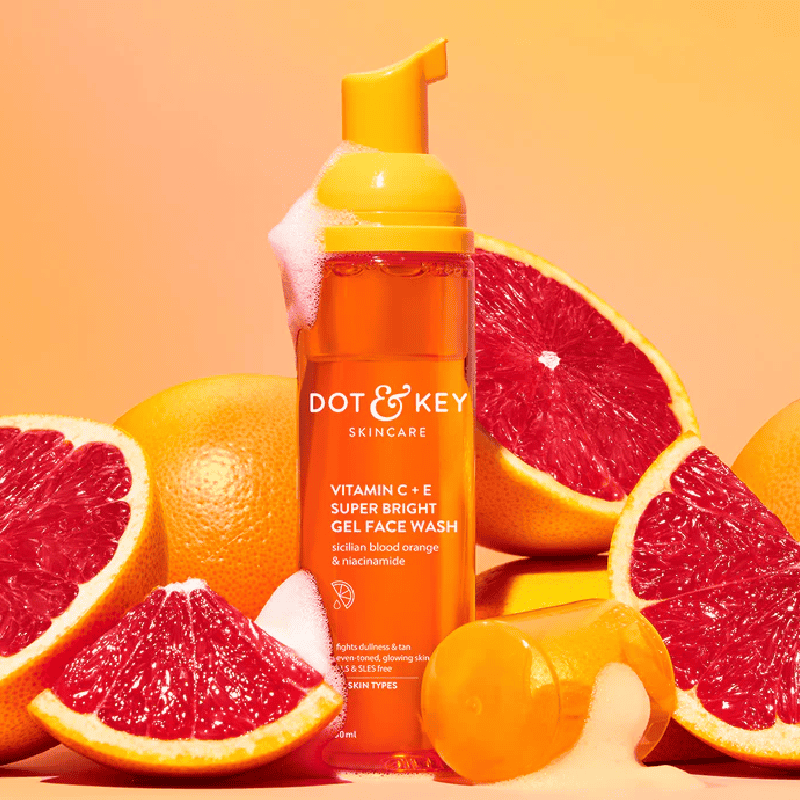 Dot & Key Vitamin C Super Bright Foaming Face Wash Dot & Key Vitamin C Super Bright Foaming Face Wash