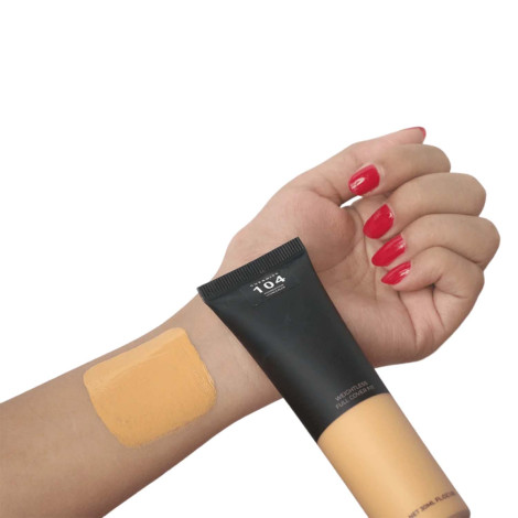 Guerniss 2-IN-1 Foundation+Concealer - 104 Guerniss 2-IN-1 Foundation+Concealer - 104 - Image 1