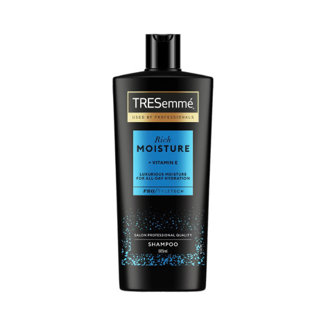 Tresemme Rich Moisture Salon Professional Quality Shampoo 685ml Tresemme Rich Moisture Salon Professional Quality Shampoo 685ml - Image 1